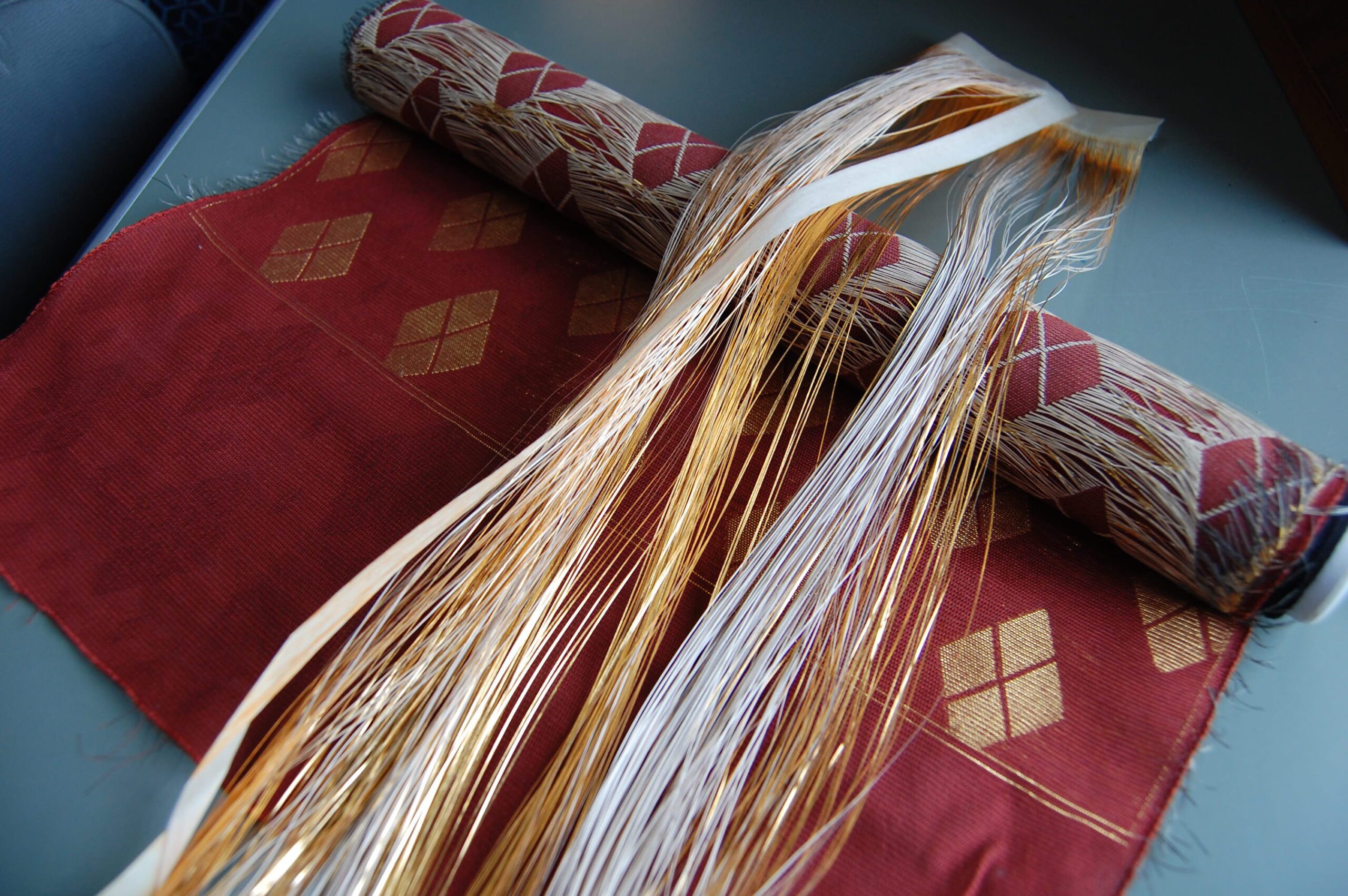 How Gold Film Made into Gold Thread